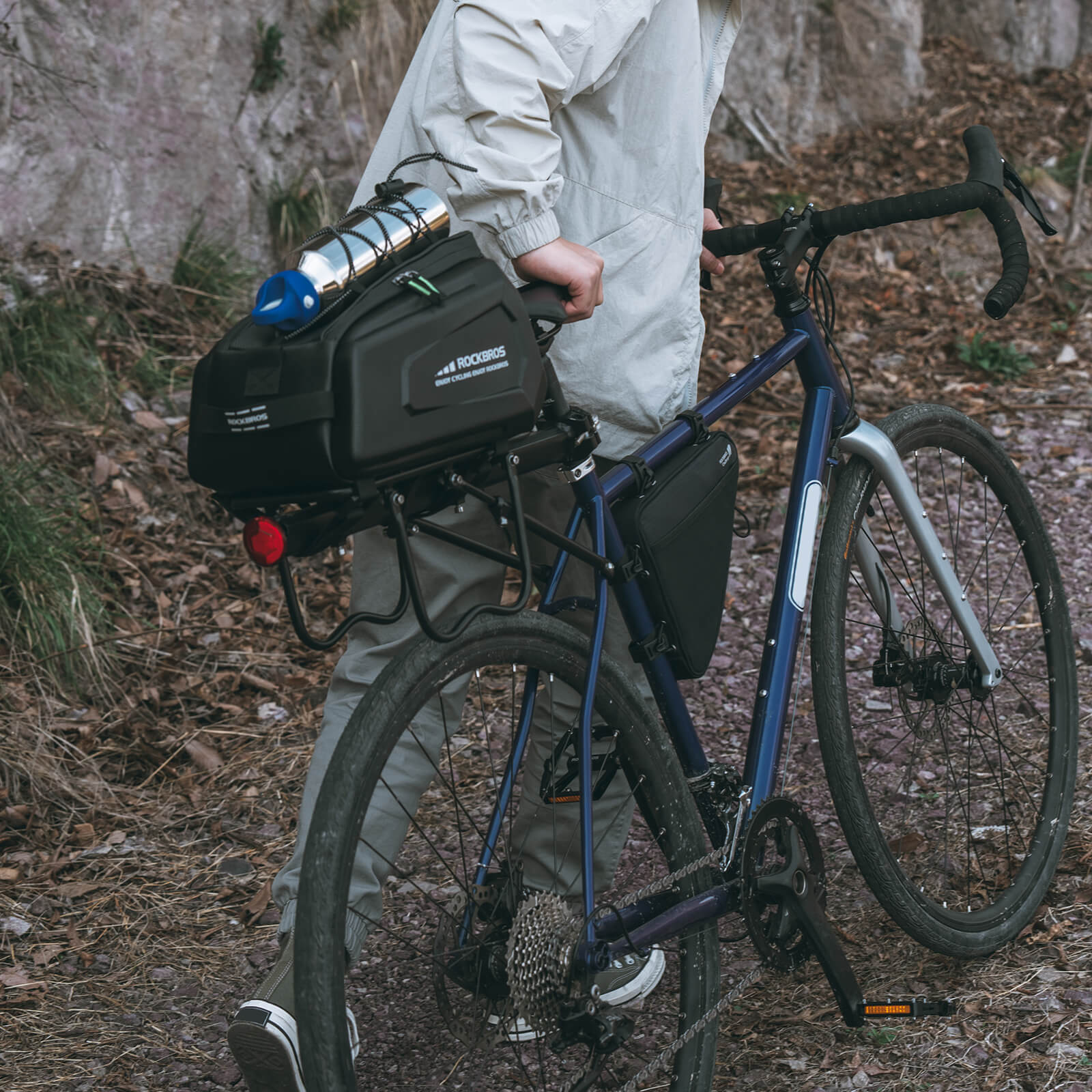 Hard Shell Bike Trunk Bag for Rear Rack | 9L