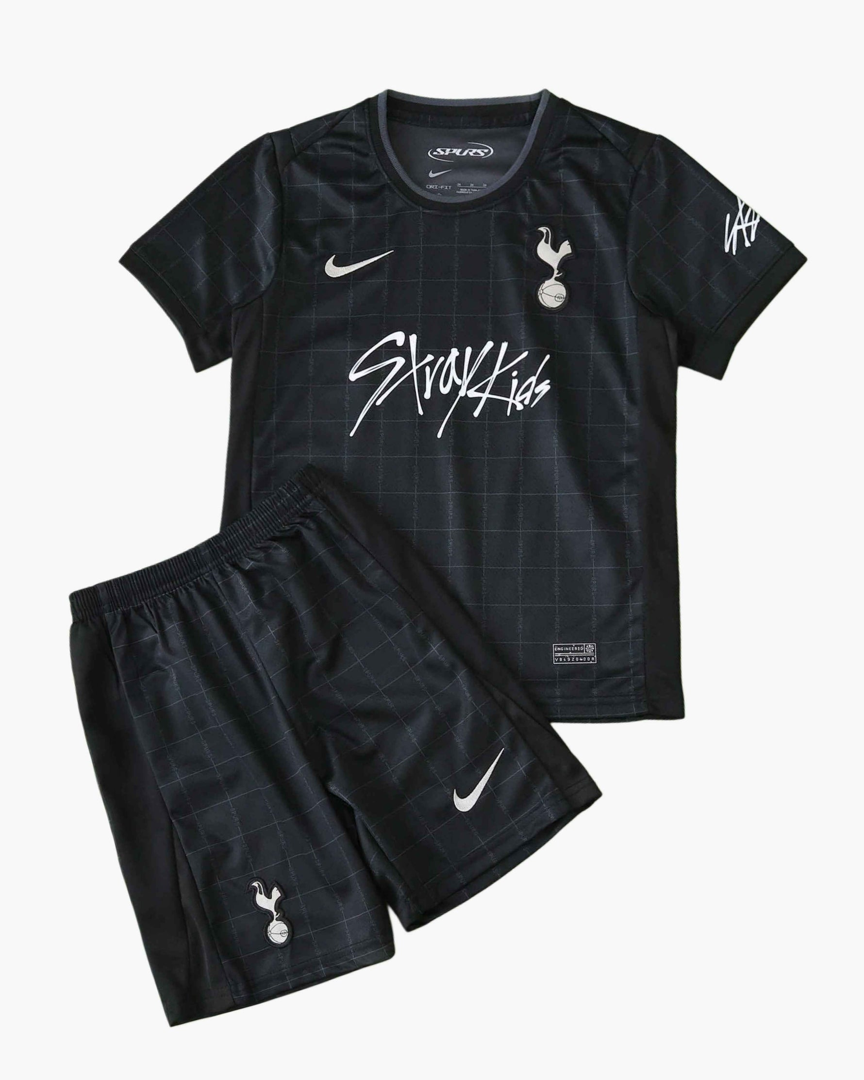TOTTENHAM HOTSPUR x STRAY KIDS Soccer Uniform
