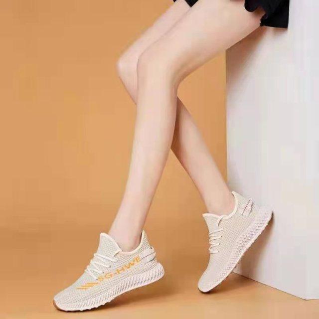 Women's Running Shoe